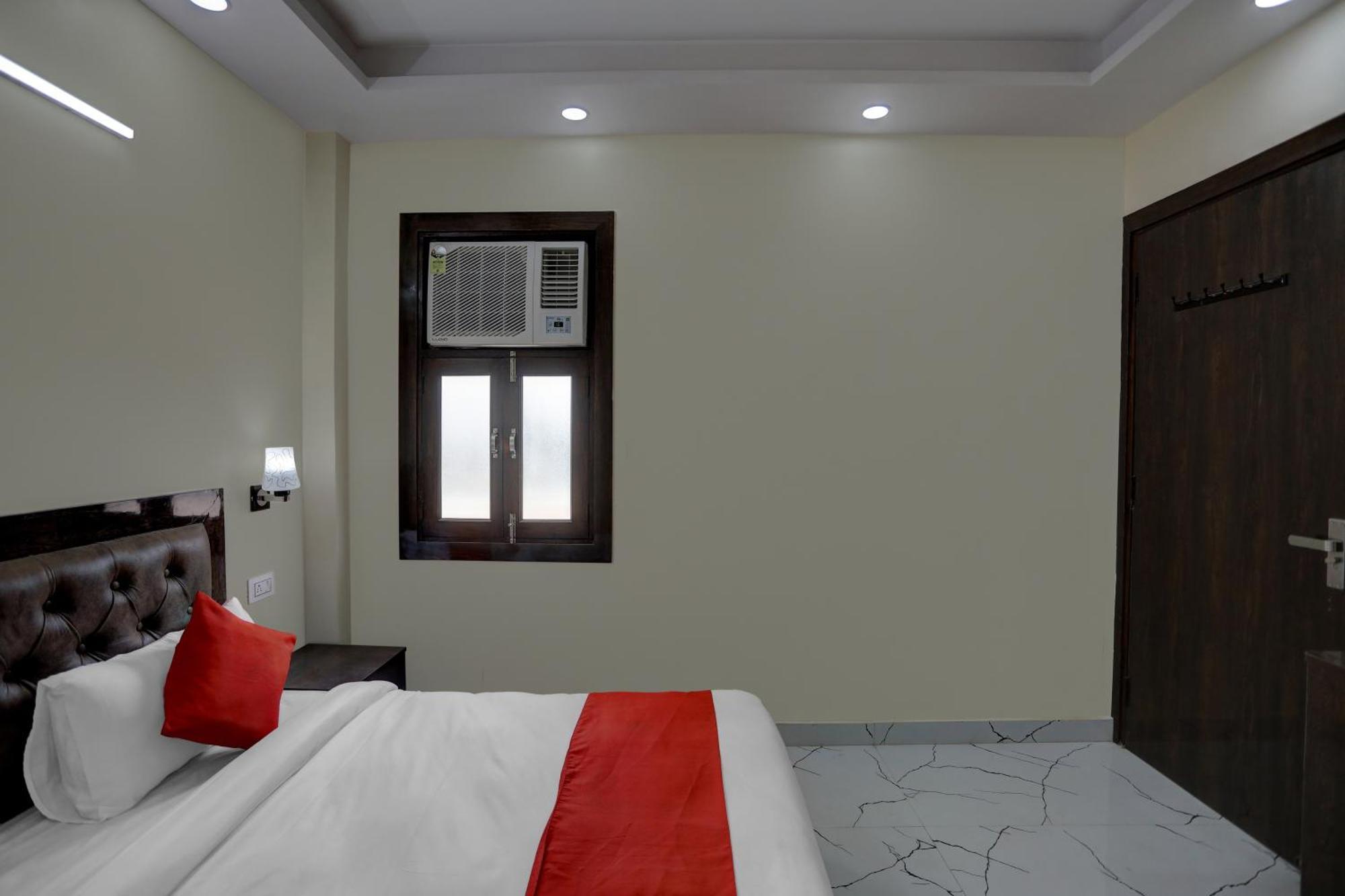 Hotel O Diamond Inn New Delhi Buitenkant foto